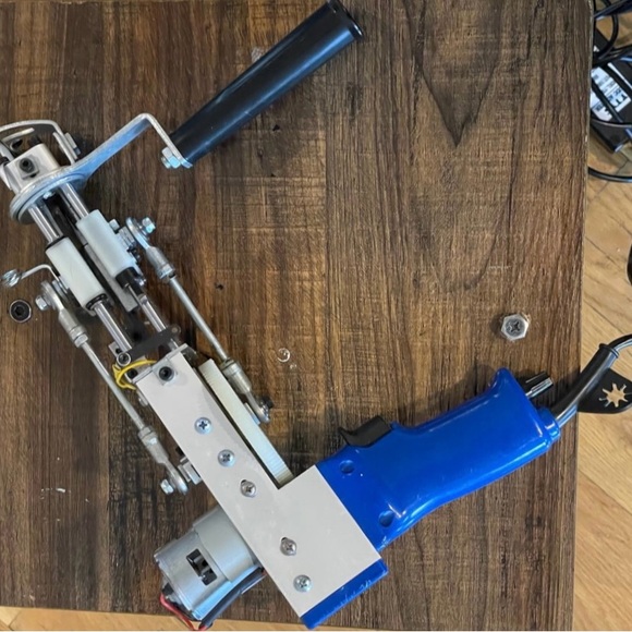 Tufting Gun - Picture 3 of 7